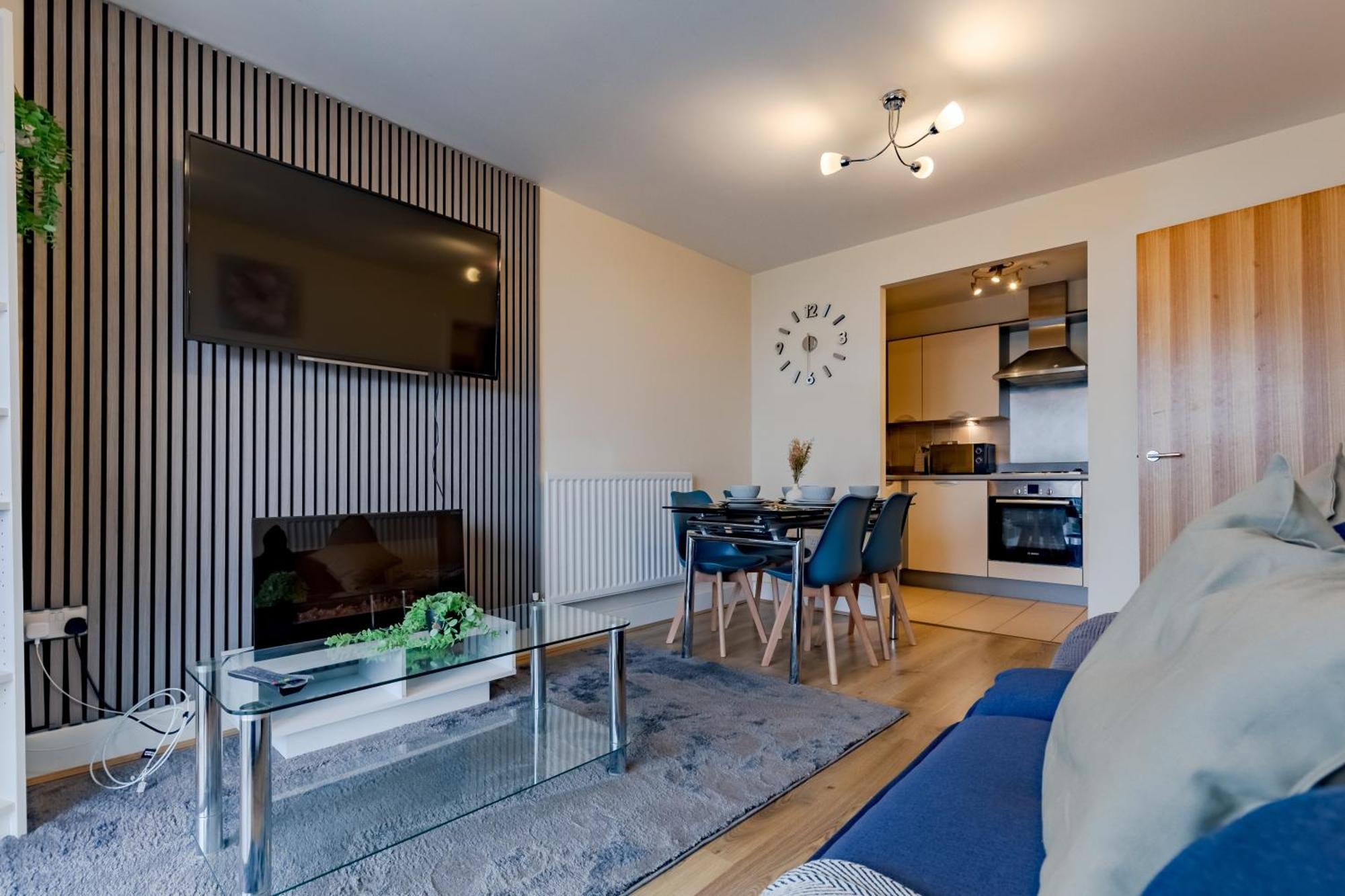 Casa Maroon I Comfy I Quiet I Home Away From Home Birmingham Dış mekan fotoğraf