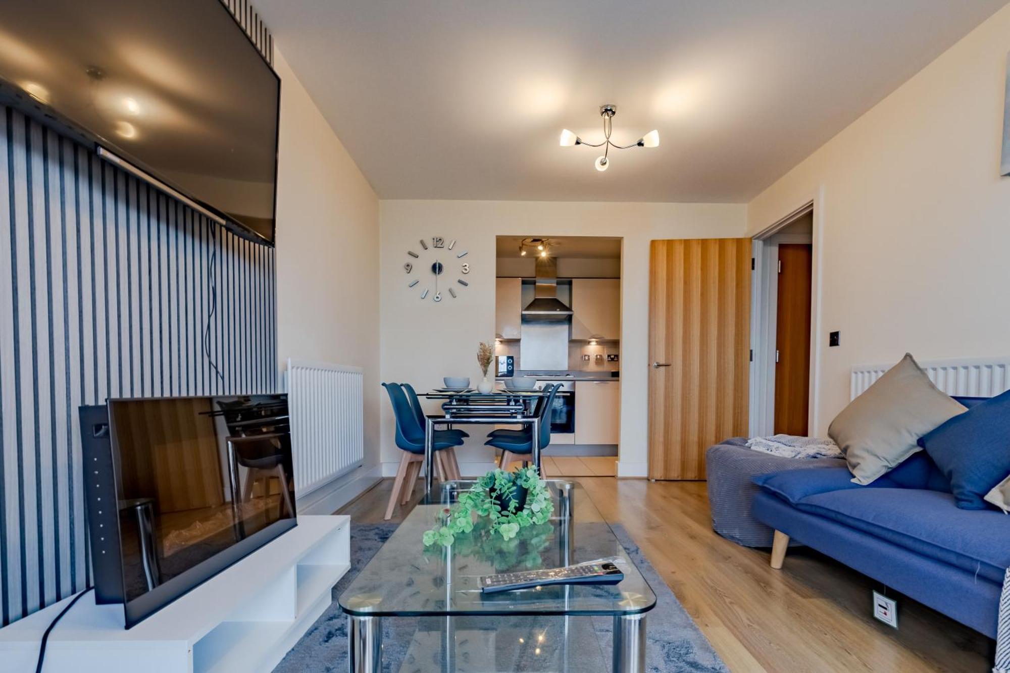 Casa Maroon I Comfy I Quiet I Home Away From Home Birmingham Dış mekan fotoğraf