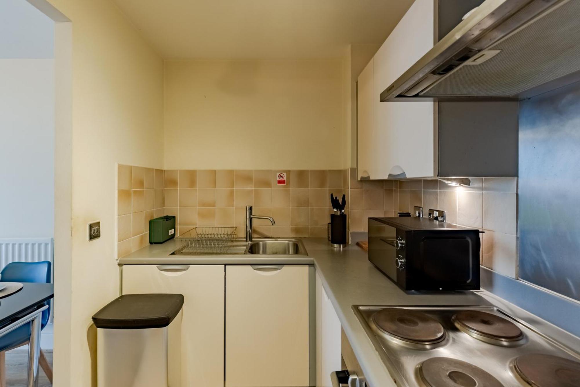 Casa Maroon I Comfy I Quiet I Home Away From Home Birmingham Dış mekan fotoğraf